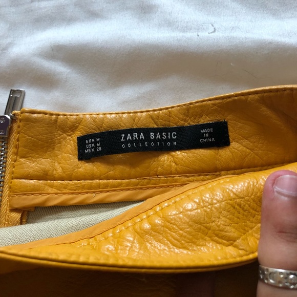 ZARA LEATHER SKIRT - Picture 3 of 3